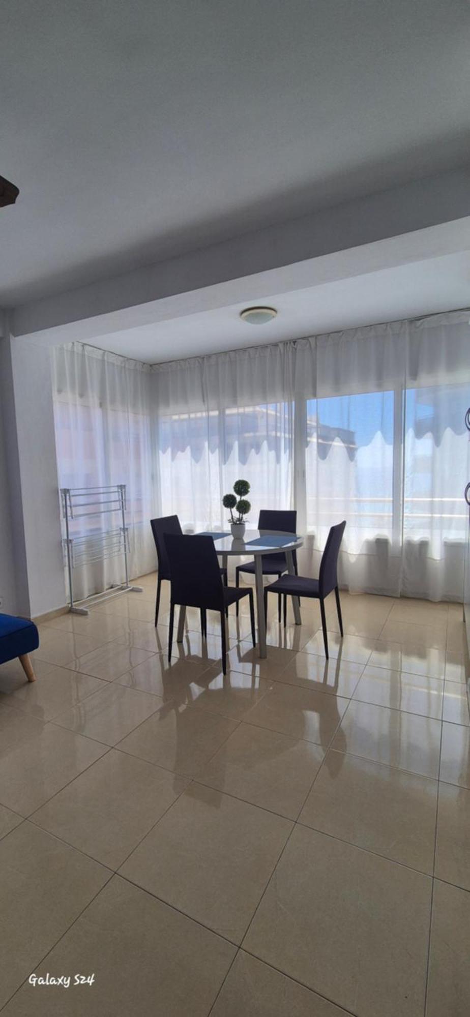 Apartamento Piso - 2º Linea *